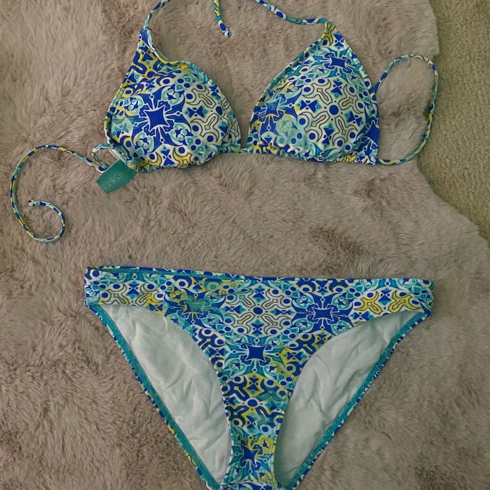 Sunset bikini, both pieces size large